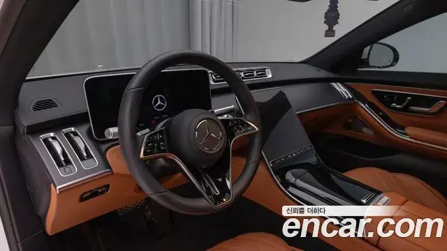 Mercedes-Benz S-Class 2025 — Фото 13/20