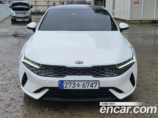 Kia K5 2021 — Photo 2/19
