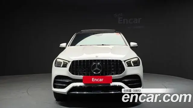 Mercedes-Benz GLE-Class 2021 — Photo 27/34