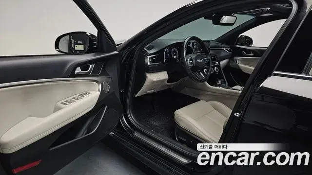 Genesis G70 2021 — ფოტო 2/34