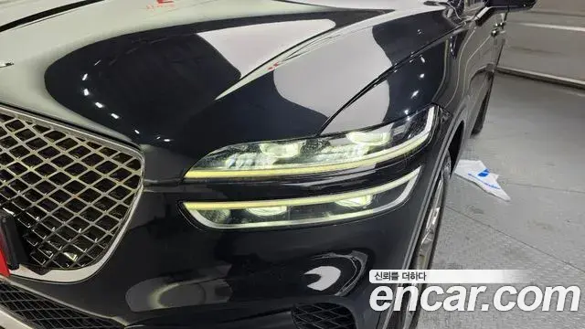 Genesis GV70 2021 — ფოტო 19/30