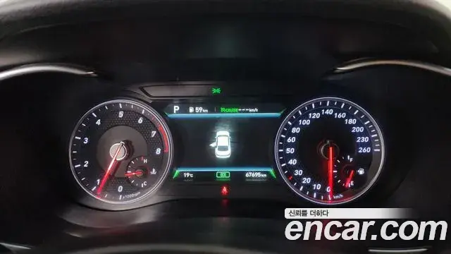 Genesis G70 2019 — Photo 15/37