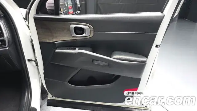 Kia Sorento 2020 — Şəkil 28/30
