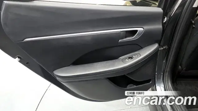 Hyundai Sonata Hybrid 2020 — ფოტო 24/32