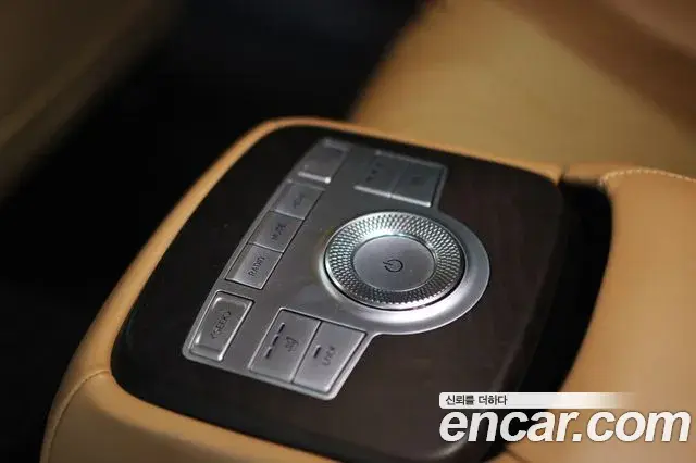 Genesis G80 2020 — Photo 18/20