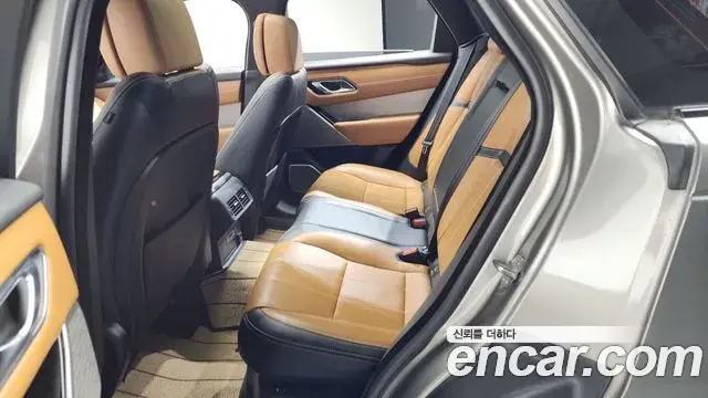 Land Rover Range Rover Velar 2019 — Photo 34/36