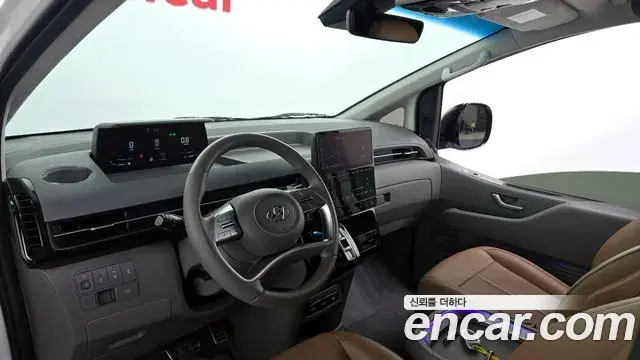 Hyundai Staria 2024 — Şəkil 2/35
