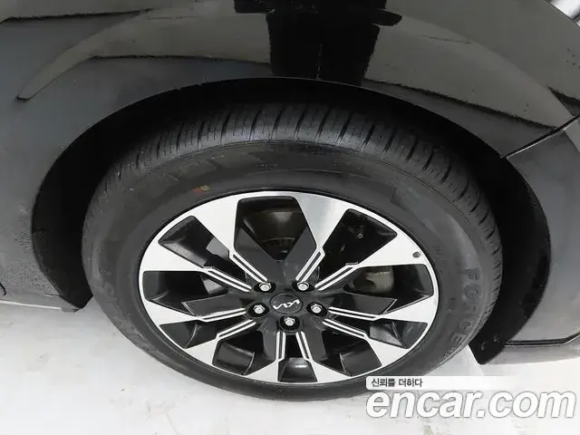 Kia Carnival 2022 — Photo 4/20