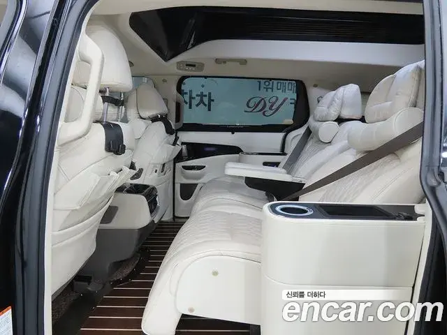 Kia Carnival 2022 — Photo 9/20