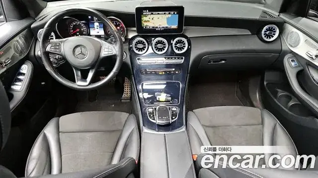 Mercedes-Benz GLC-Class 2019 — ფოტო 15/32