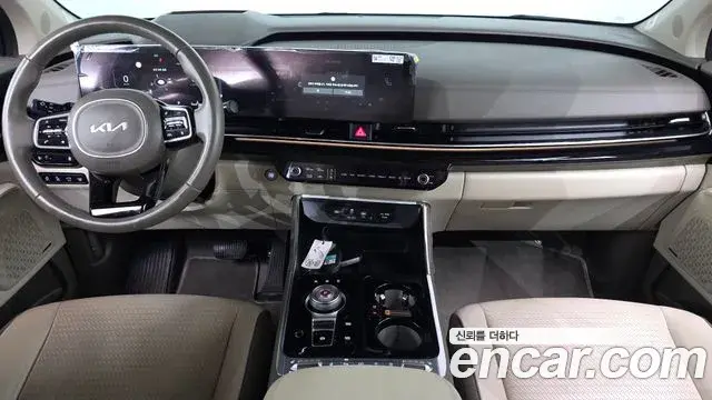 Kia Carnival 2024 — ფოტო 22/39