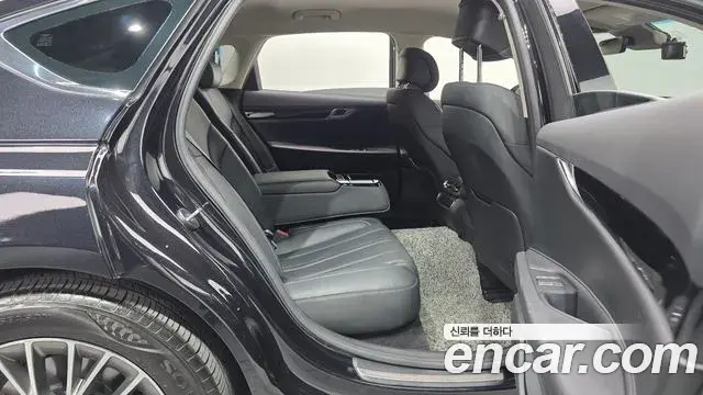 Genesis G80 2021 — Photo 17/30