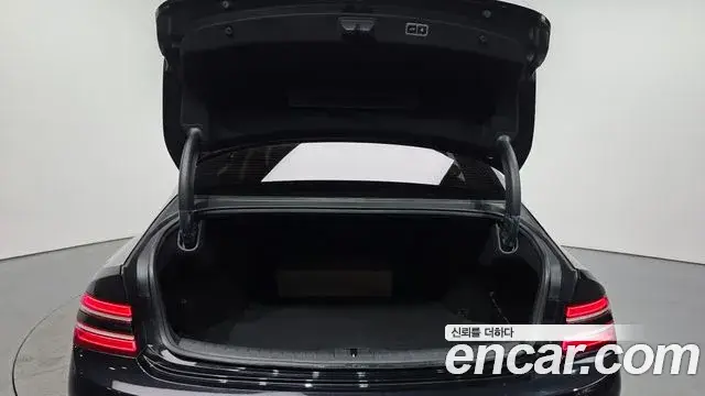 Genesis G80, 2021