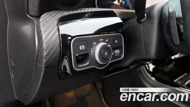 Mercedes-Benz A-Class 2020 — ფოტო 5/30