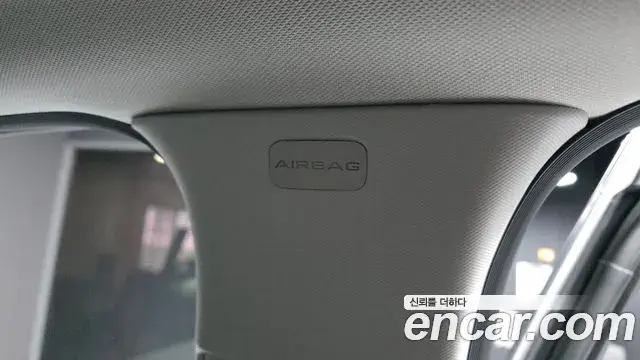 Jeep Grand Cherokee 2023 — Photo 22/32