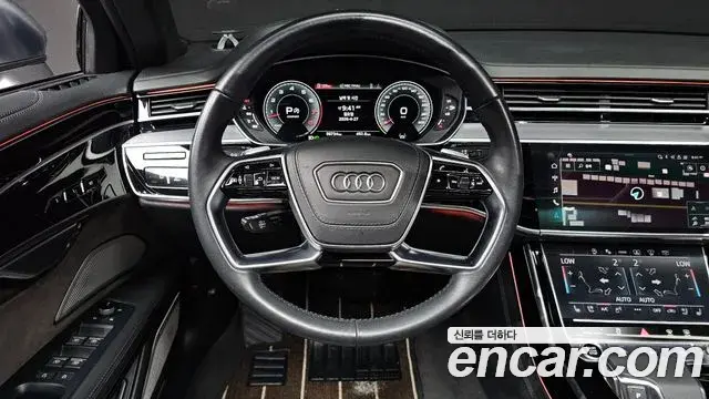 Audi A8 2021 — Фото 13/20