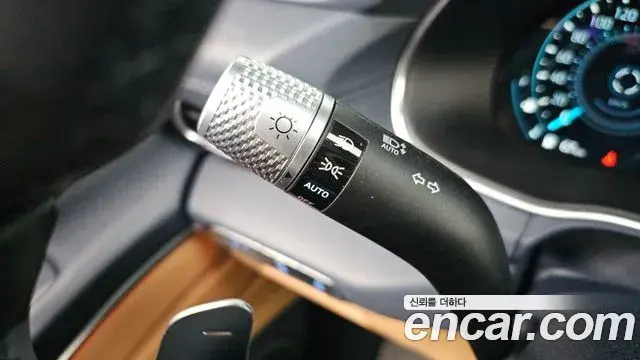 Genesis GV80 2022 — Şəkil 34/38