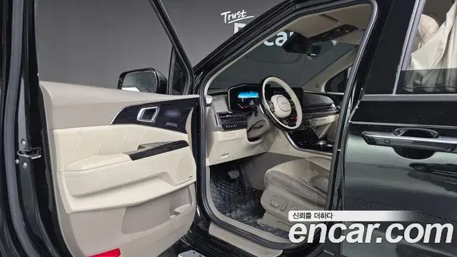 Kia Carnival 2021 — Şəkil 10/20