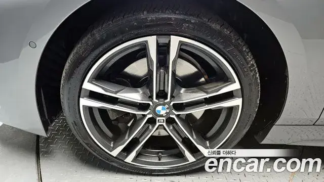 BMW 1 Series 2022 — Photo 34/36