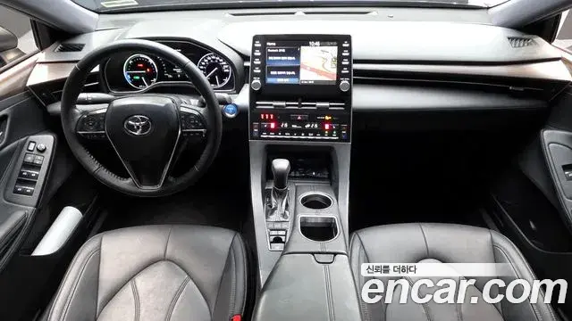 Toyota Avalon 2018 — Photo 7/20
