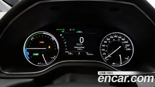 Toyota Avalon 2018 — Photo 8/20