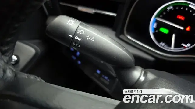 Toyota Avalon 2018 — Photo 16/20