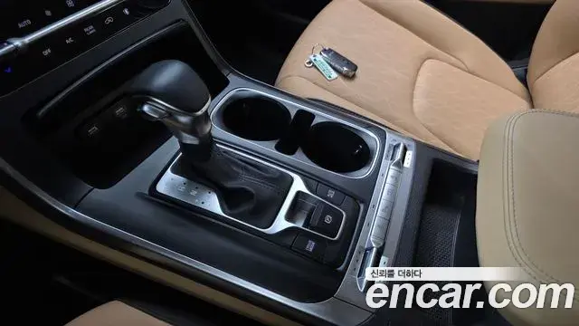 Kia Carnival 2022 — Фото 9/20