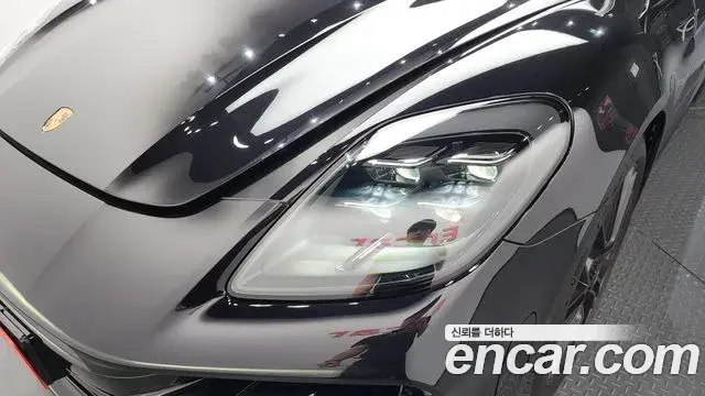 Porsche Panamera 2025 — Photo 38/38