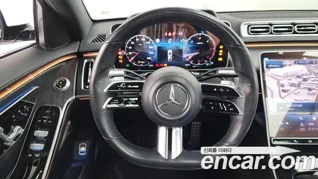 Mercedes-Benz S-Class 2021 — Photo 22/34