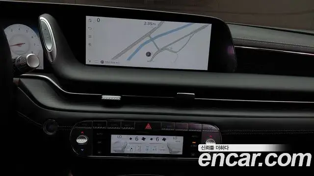 Genesis G90 2023 — Photo 27/35