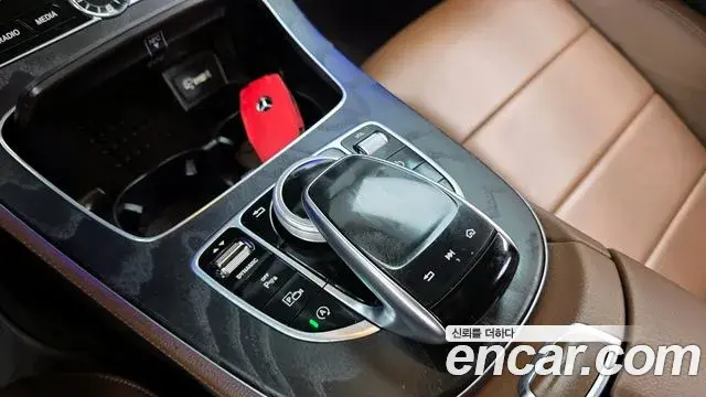 Mercedes-Benz E-Class 2020 — ფოტო 3/32