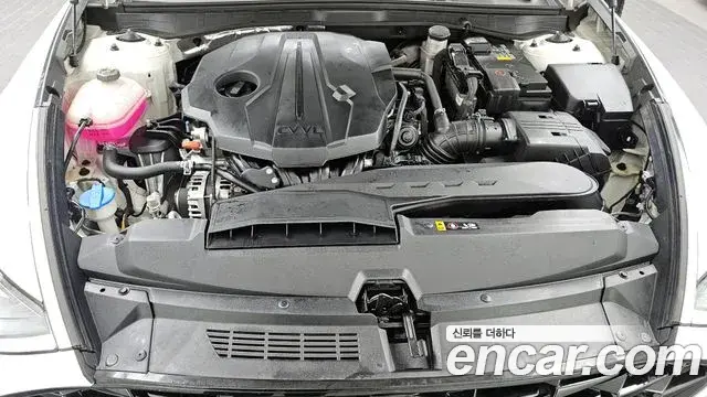 Hyundai Sonata Hybrid 2022 — ფოტო 19/32