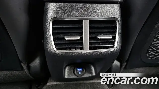 Hyundai Sonata Hybrid 2022 — ფოტო 7/32