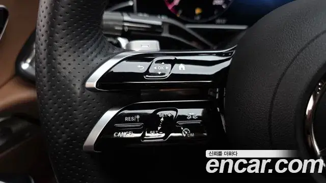 Mercedes-Benz E-Class 2024 — Photo 13/20