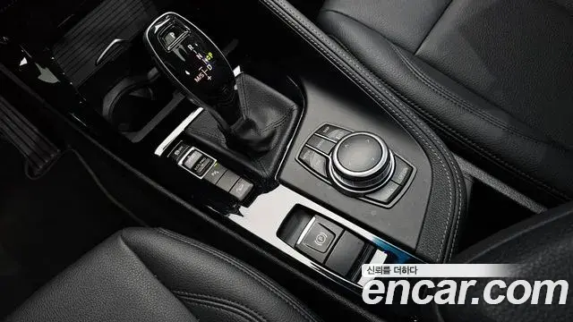 BMW X1 2022 — Фото 9/20