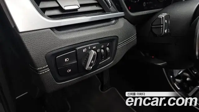 BMW X1 2022 — Фото 18/20