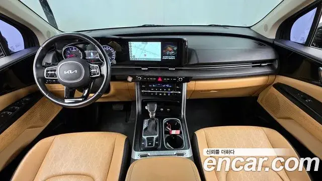 Kia Carnival 2022 — Photo 30/32