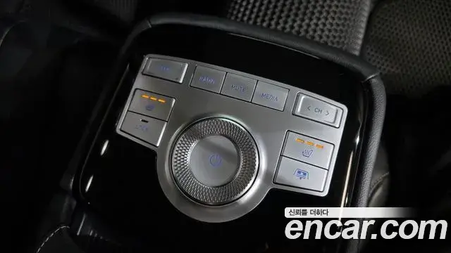 Genesis G80 2020 — Photo 19/20