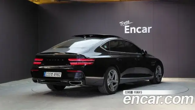 Genesis G80 2023 — Şəkil 9/38