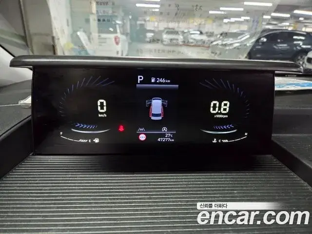 Hyundai Staria 2023 — Photo 8/20