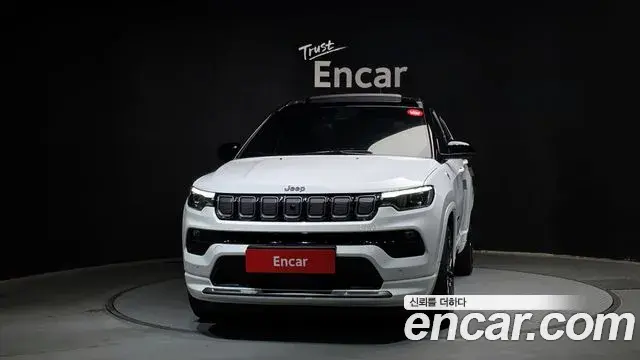Jeep Compass 2022 — Şəkil 21/30