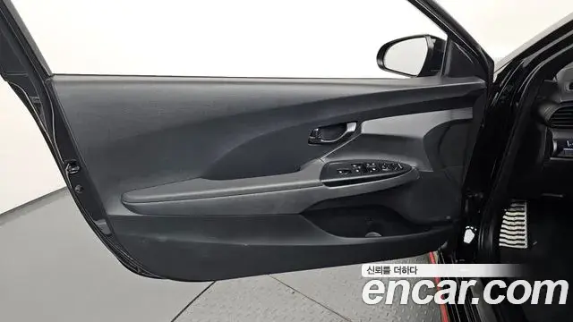Hyundai Veloster 2021 — Şəkil 5/34