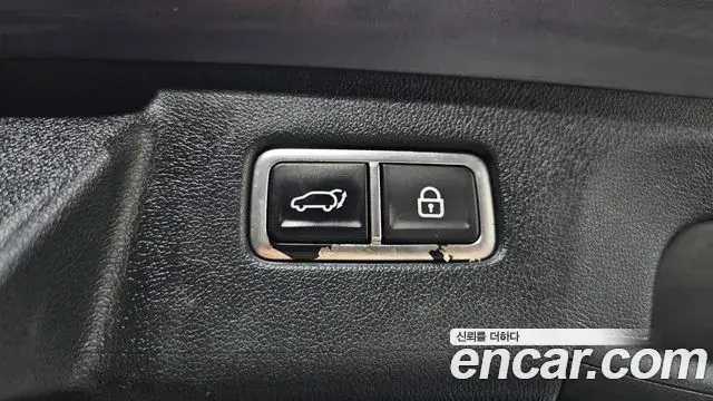 Kia Sorento 2021 — Фото 18/20