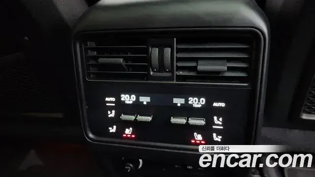 Porsche Cayenne 2023 — Şəkil 22/36