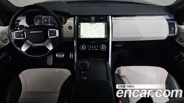 Land Rover Discovery 5 2023 — Photo 24/37