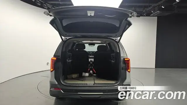 Kia Carnival, 2025