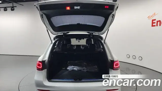 Mercedes-Benz GLC-Class 2022 — Фото 20/20