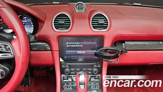 Porsche 718 Boxster 2019 — Фото 12/20