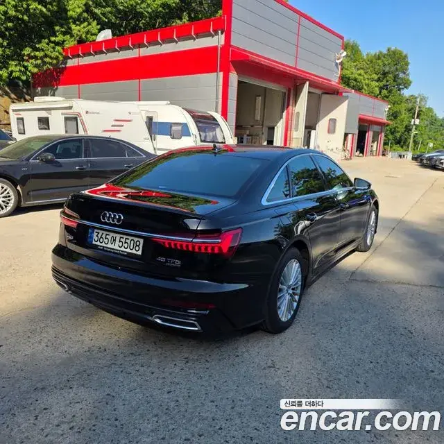 Audi A6 2021 — Photo 14/20