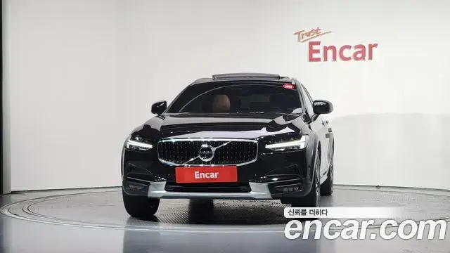 Volvo V90 Cross Country 2019 — Şəkil 6/20